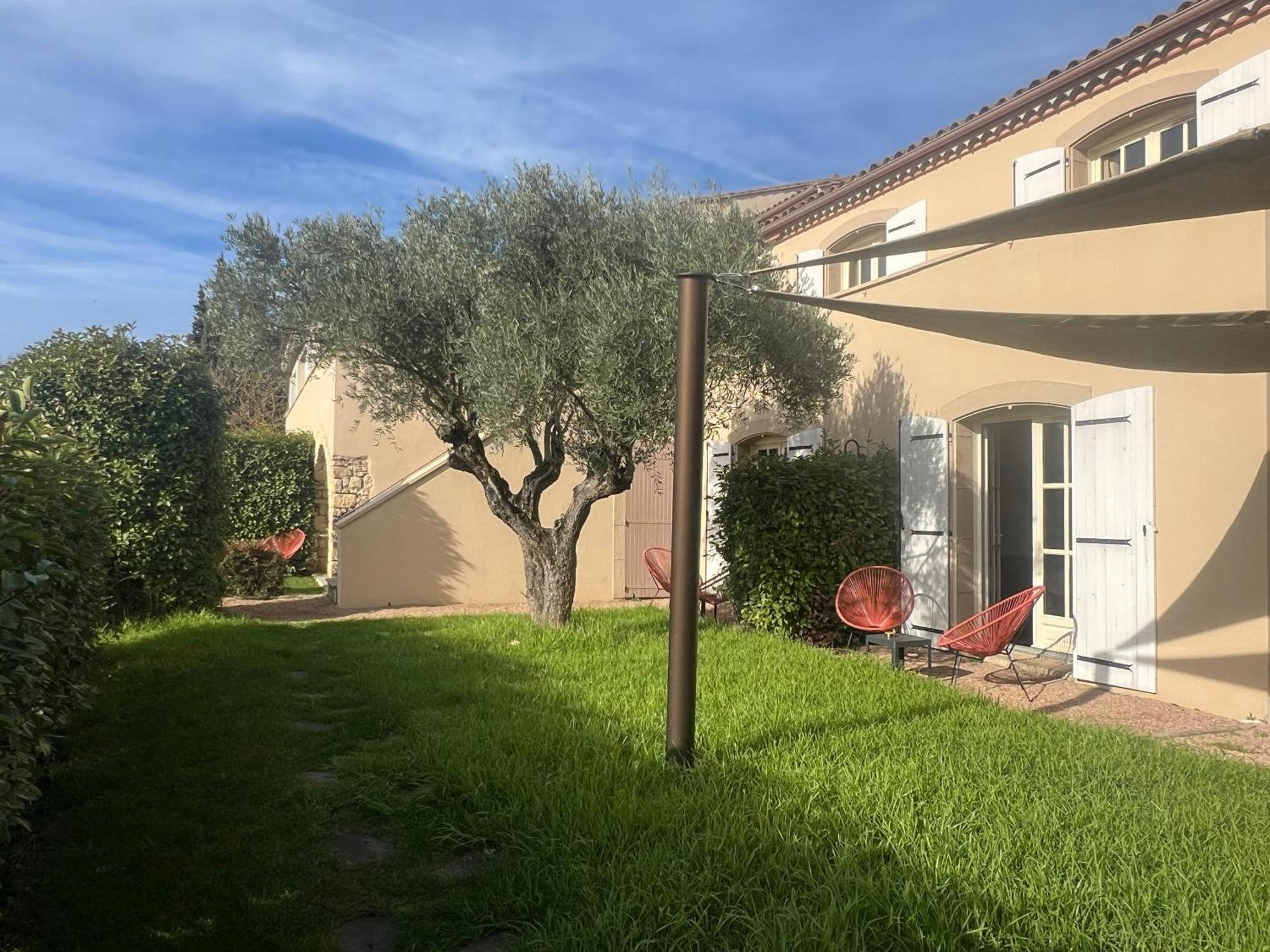 Logis Hotel Restaurant La Bergerie Aragon Bagian luar foto