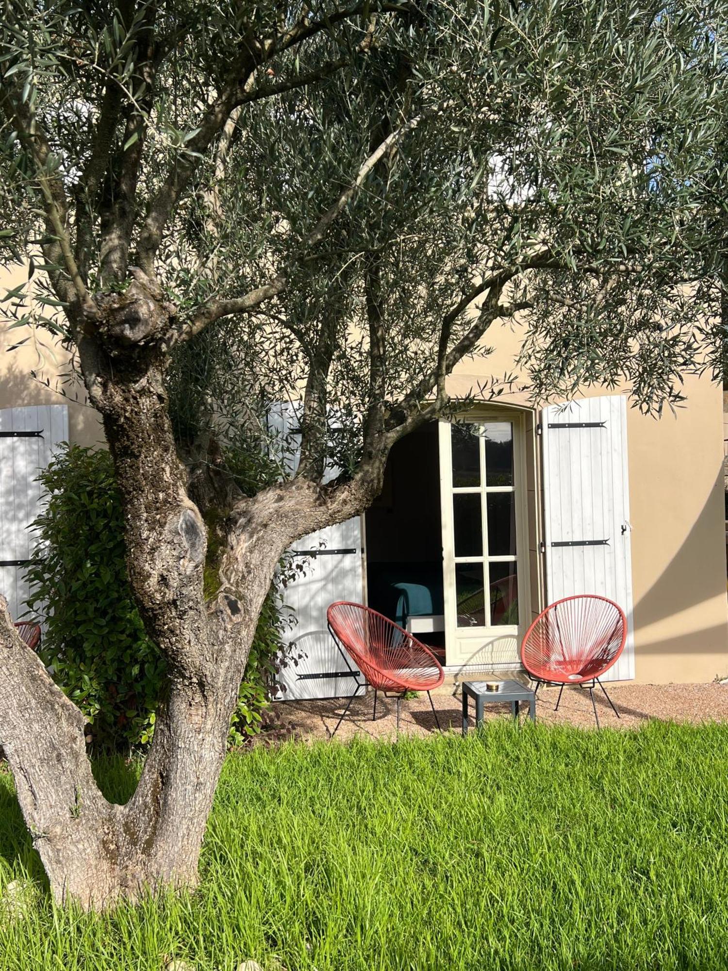 Logis Hotel Restaurant La Bergerie Aragon Bagian luar foto